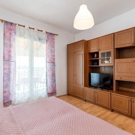 Apartment Lara Tribalj Eksteriør billede